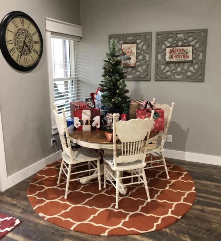 barndominium at christmas