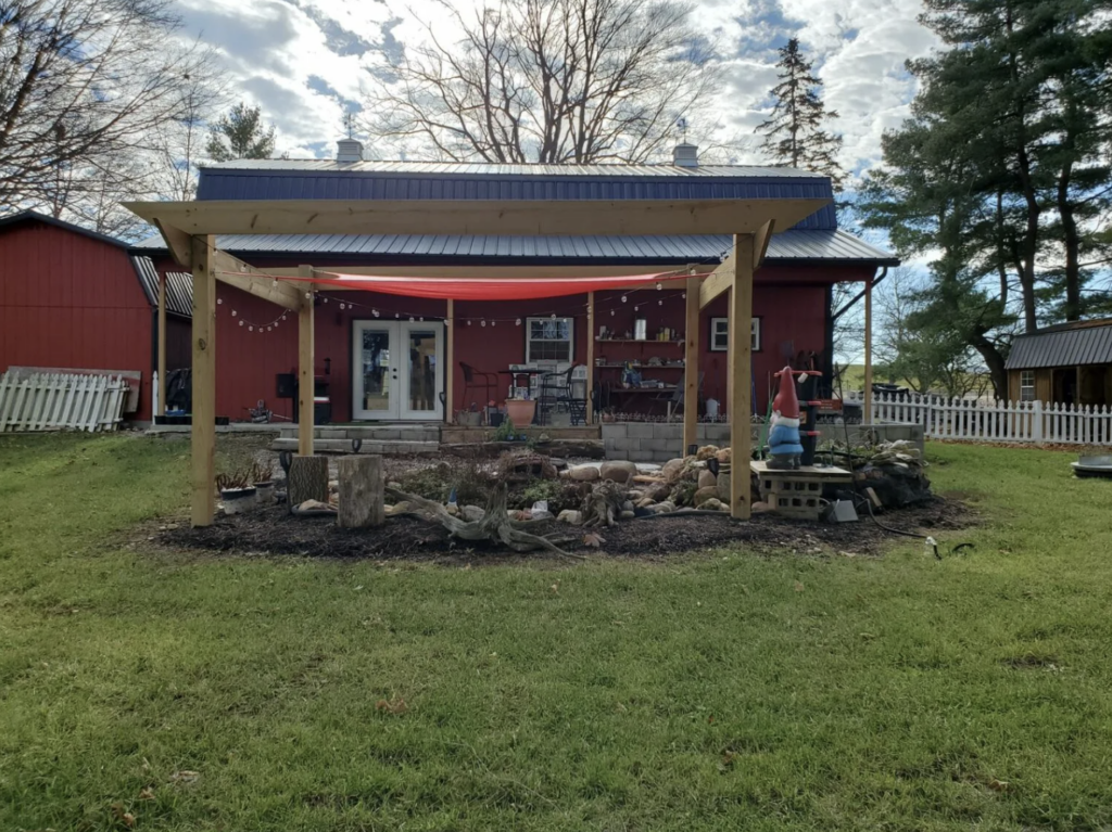 barndominium back porch ideas