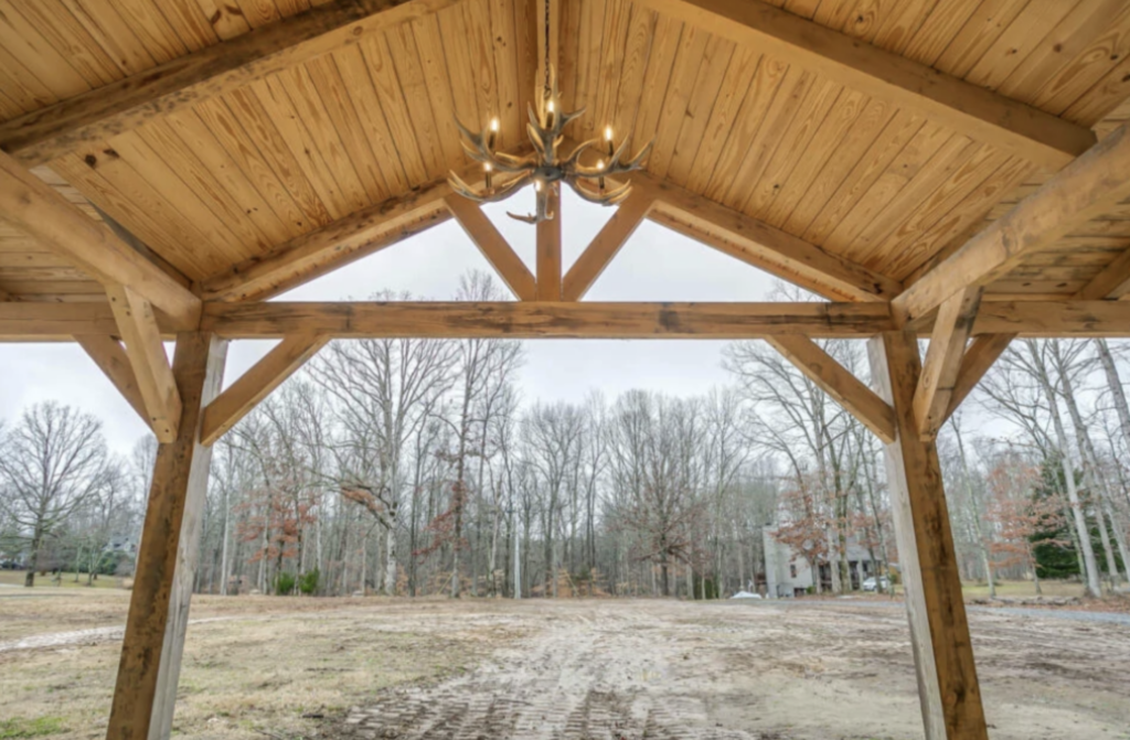 timber frame barndominium