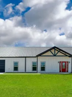 ponder metal home