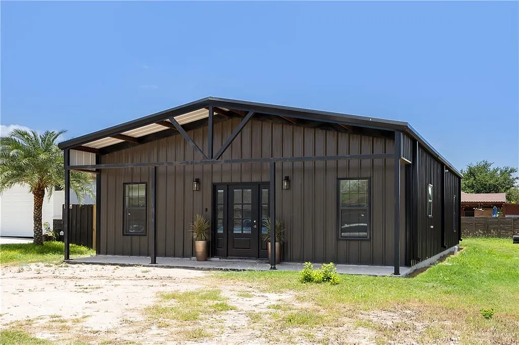 Barndominiums For Sale in Texas Under $300K